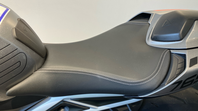 Triumph Street Triple RS Premium Paint (20MY)